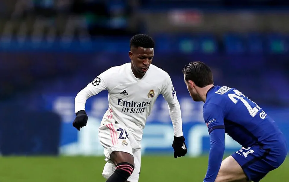 Read more about the article Chelsea sa raduje z postupu, Realu ušlo finále pomedzi prsty