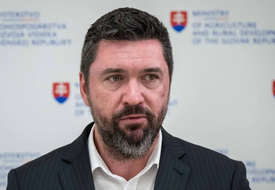 Read more about the article Brusel schválil kontroverzné pravidlá pre GMO: Takáč chystá protiúder, v hre je žaloba na EÚ