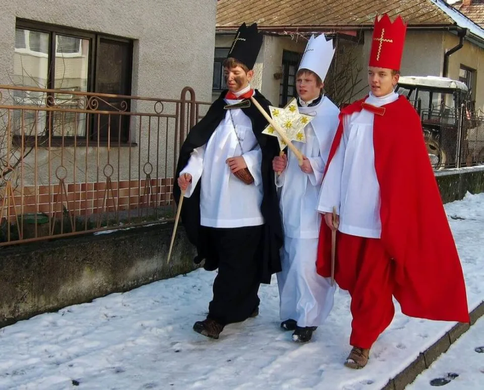 Read more about the article Polícia upozorňuje: V Bratislave budú v sobotu pre Trojkráľový sprievod platiť viaceré obmedzenia