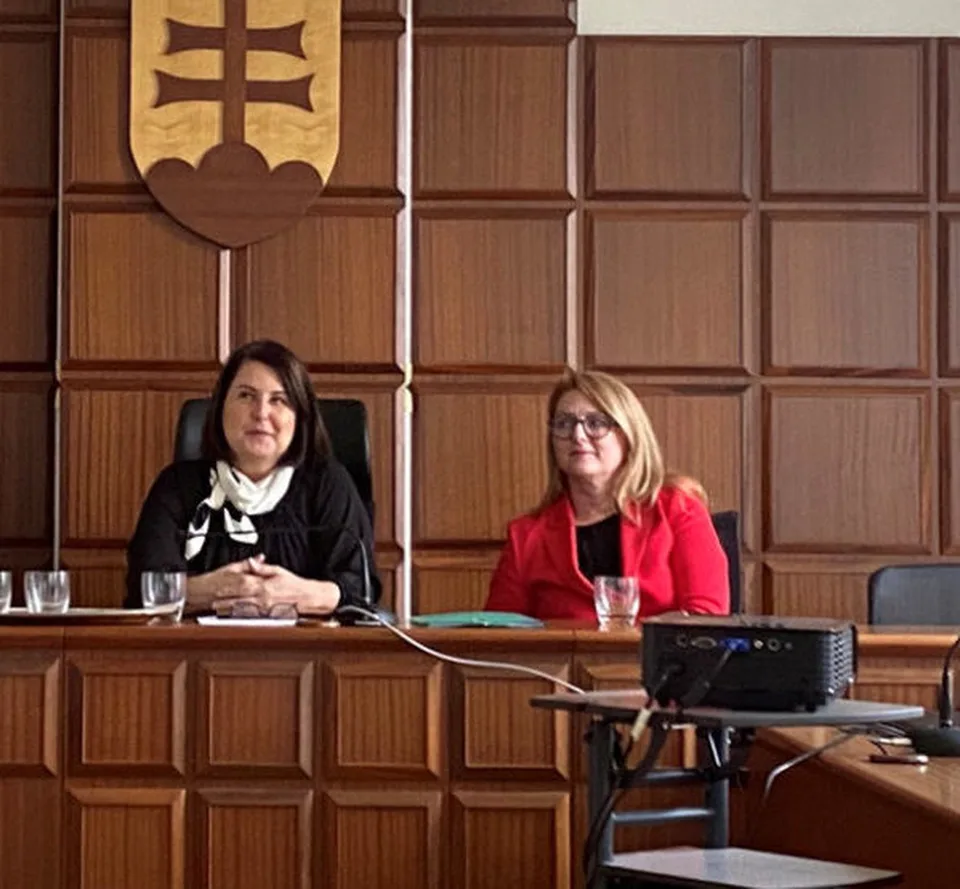 Read more about the article Sudkyne Kosová a Jelinková Dudzíková reagujú pre eReport na kauzu Záleskej: Sudca je povinný promptne reagovať!