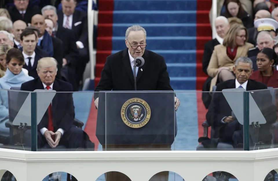 Read more about the article Demokrat Schumer o Trumpovi: Tento prezident by nemal byť v úrade ani o deň dlhšie!