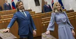 Na kombosnímke zľava Jozef Kanuščák (SaS) a Slavěna Vorobelová (ĽSNS) a Slavěna Vorobelová (ĽSNS).