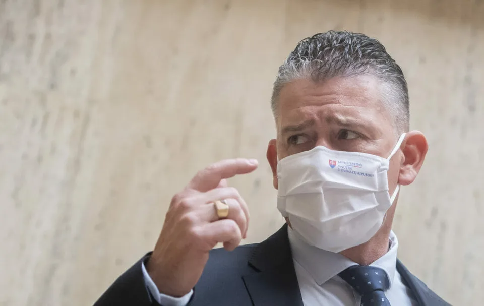 Read more about the article Mikulec o mafiánovi Zemákovi: Fico je skrachovaný politik a konšpiruje!