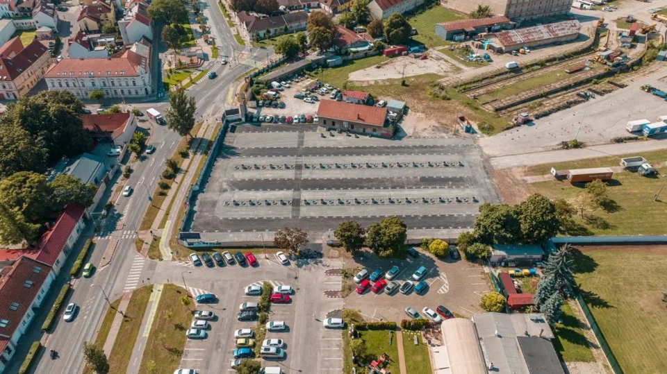 Read more about the article Najskôr parkovisko, potom zmluvy?