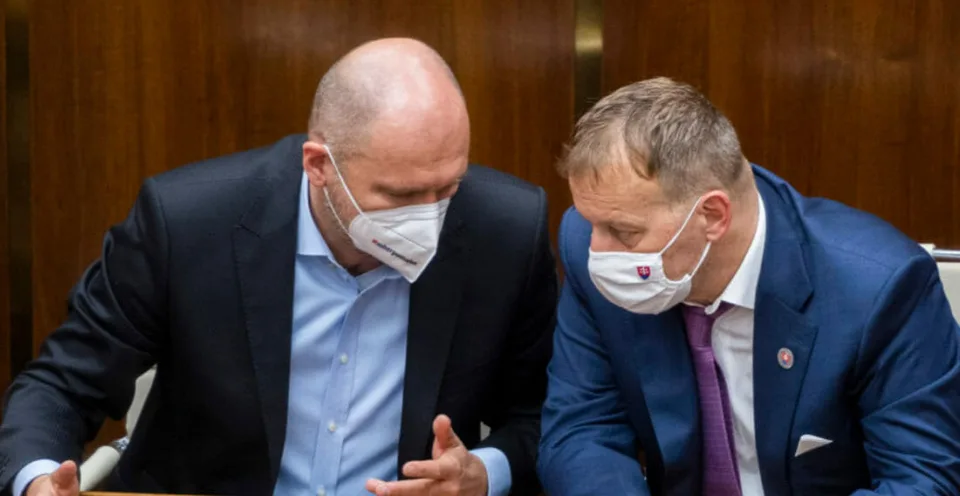 Read more about the article Ide do tuhého? Sulík tvrdo kritizoval Kollára: Je v koalícii zbytočný, jeho zákon je čistá hlúposť!