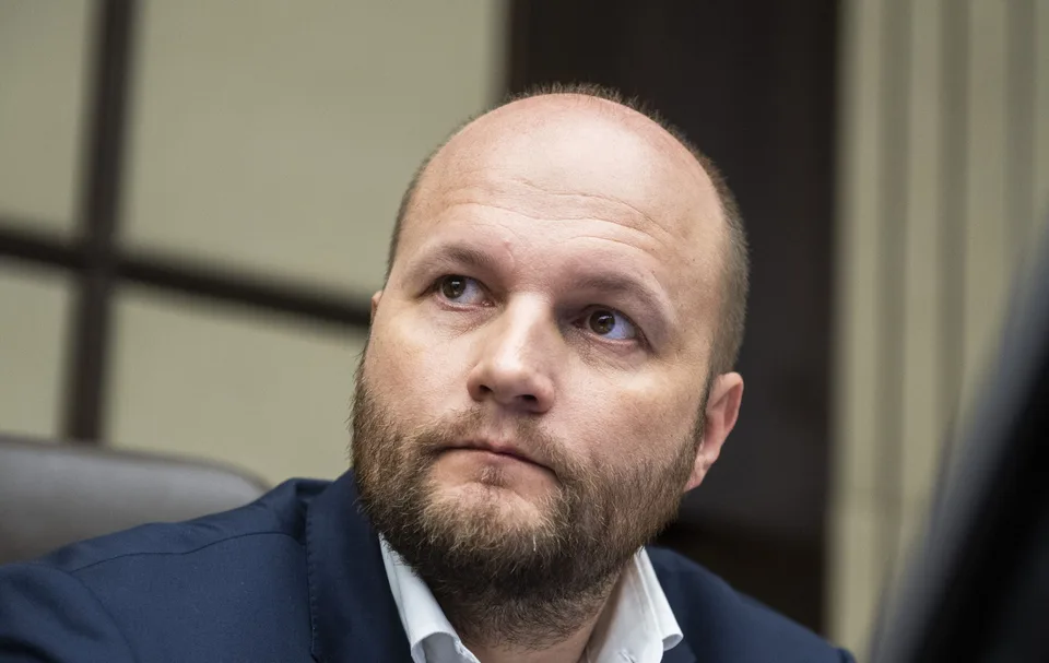 Read more about the article Totálne fiasko Naďa! Referendum Demokratov chce odignorovať takmer 75% voličov