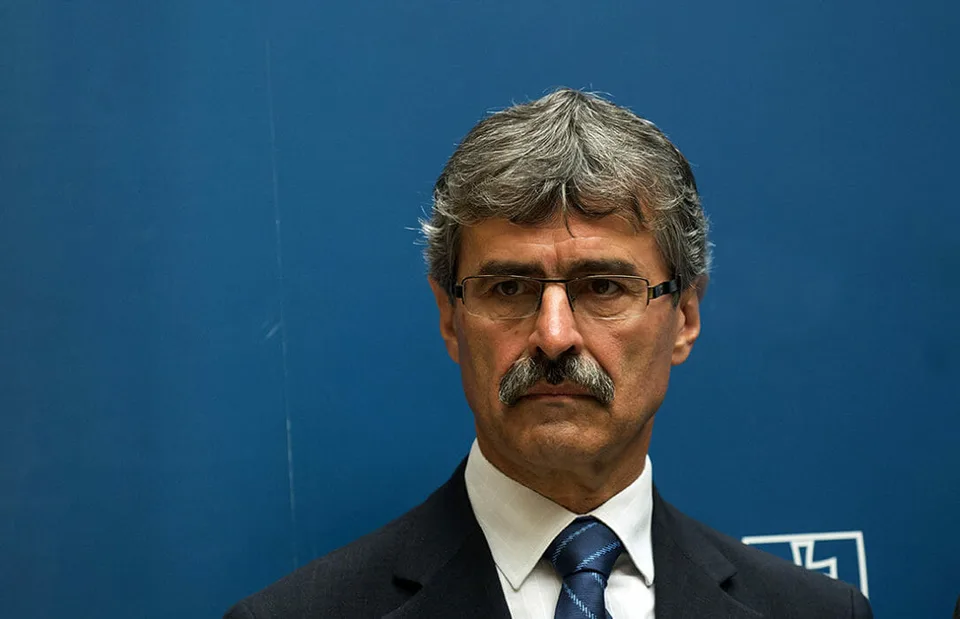 Read more about the article FOTO Posledné zbohom Ftáčnikovi. Prišiel Fico, Schmögnerová, Dzurinda, Gašparovič, ale aj tento známy spevák!