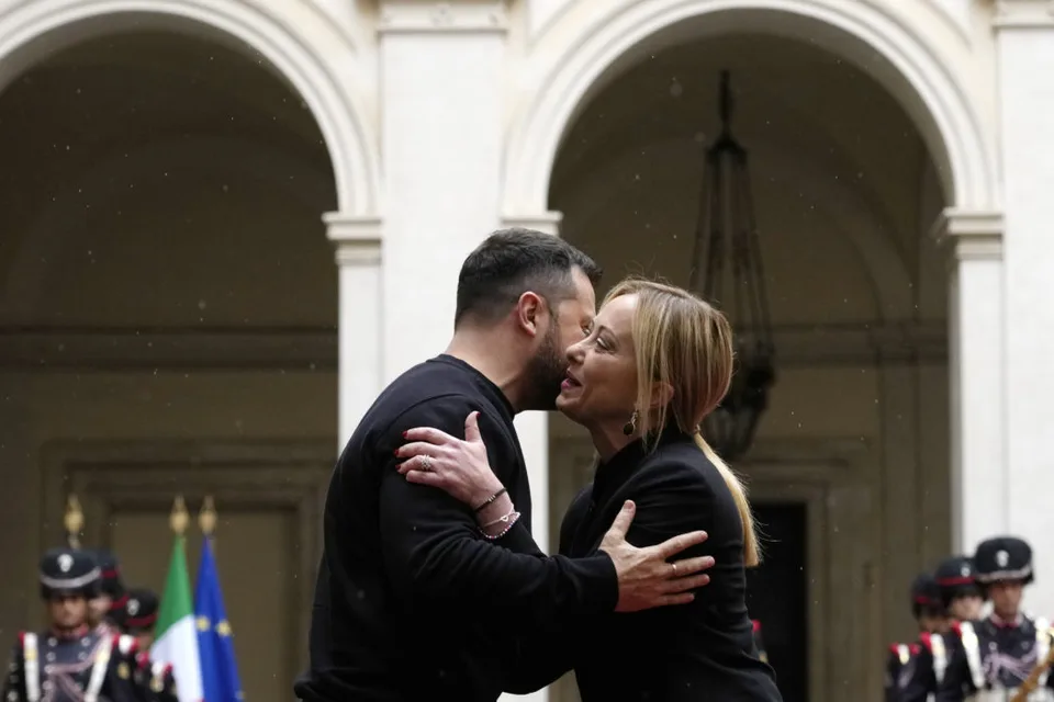 Read more about the article Meloniová: Orbán musí zlepšiť svoje vzťahy so Zelenským a prestať blokovať pomoc Ukrajine!