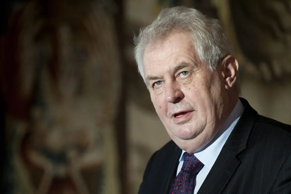 Read more about the article Zeman zavelil českým tajným: Dajte mi mená tých ruských špiónov!
