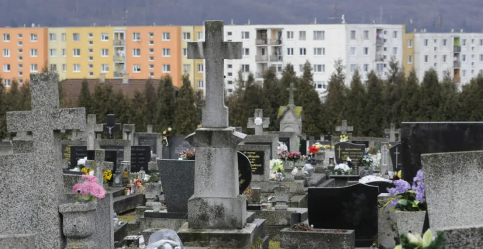 Read more about the article Slovákom sa skrátil život! Vedci ukázali novú  úmrtnostnú tabuľku, je za tým aj pandémia