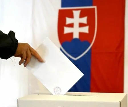 Tisíce uchádzačov