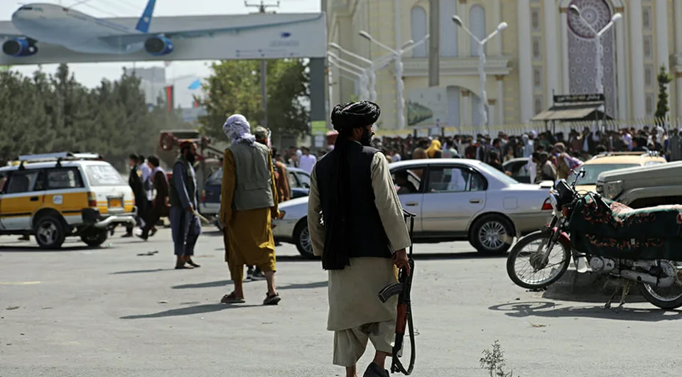 Read more about the article Poplach v Pakistane: Taliban napadol očkovací tím a pálil na policajnú ochranku