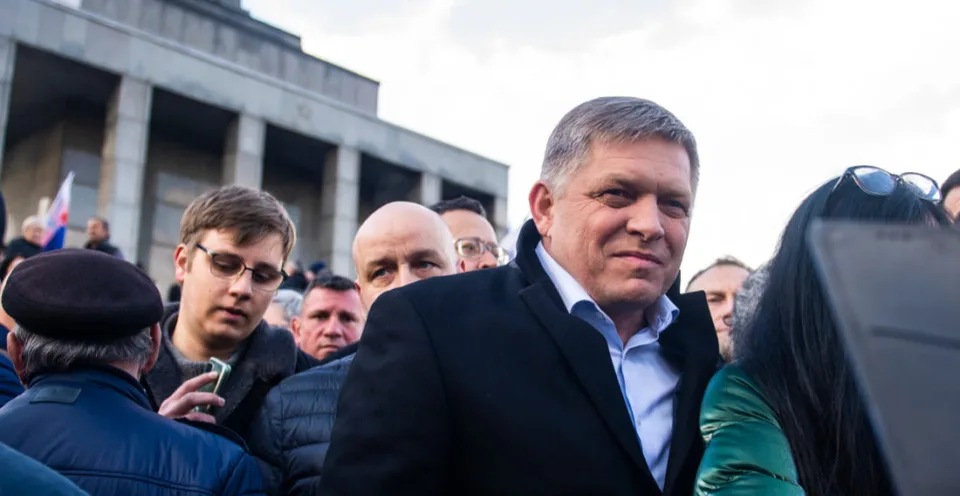 Read more about the article VIDEO Fico rázne vyzval: Vojnoví štváči, dajte Slavínu 24. februára pokoj!