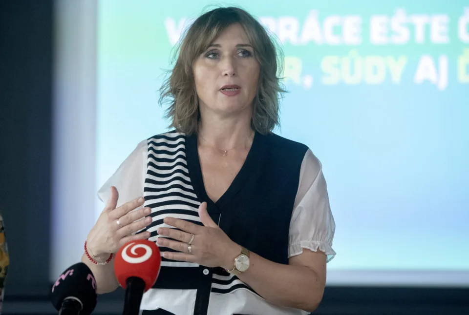 Read more about the article Boj s korupciou vraj poznačil nárast dezinformácií a hoaxov, tvrdí eseťácka mimovládka