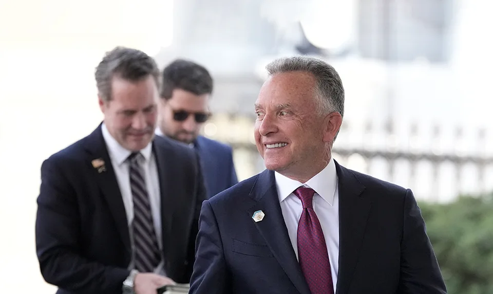 Read more about the article Svitá na lepšie časy: USA a Rusko nadväzujú kontakty. Vyslanec Bieleho domu prišiel do Moskvy pre prepusteného Američana!