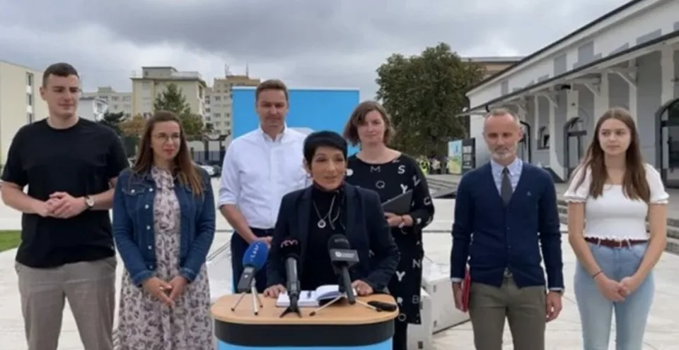 Read more about the article VIDEO PS posúvajú do pléna zákon o životnom partnerstve! Motivovali ich aj interrupcie
