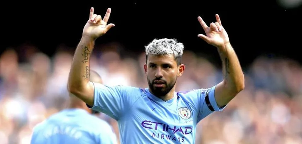 Read more about the article Agüero si podľa Guardiolu musí novú zmluvu zaslúžiť. Zaslúži si ju ?