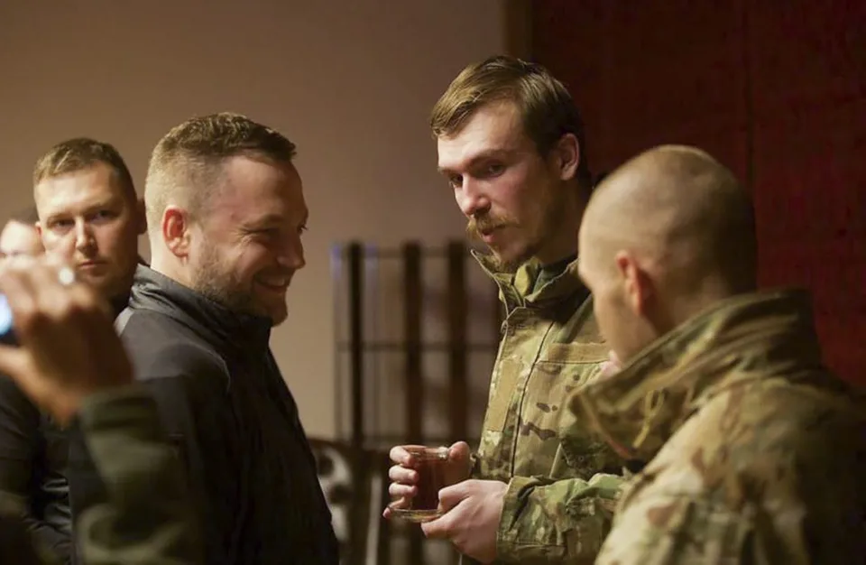 Read more about the article VIDEO Mimoriadna správa z Ukrajiny: Pri nehode vrtuľníka zahynul minister vnútra