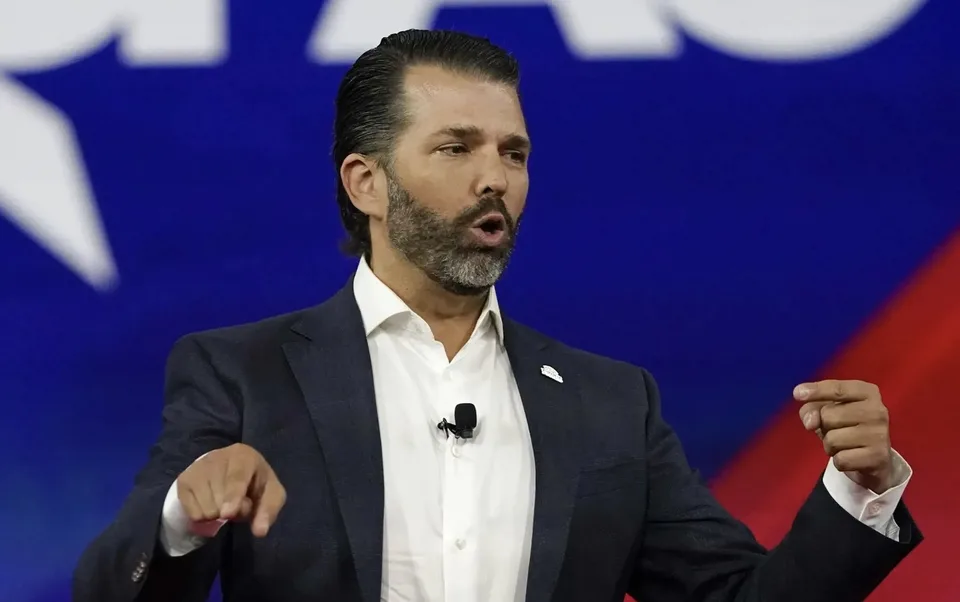 Read more about the article Donald Trump mladší: Ukrajina je skorumpovaná! Bohatí utiekli a v bojoch umiera roľnícka trieda