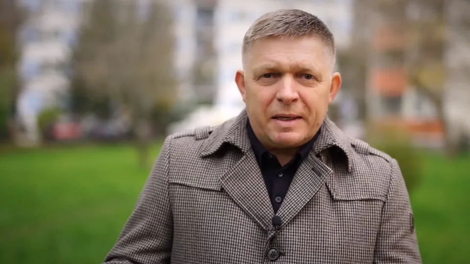 Read more about the article Prilby dole! Fico vyzval policajtov a ľuďom dal “manuál” pre 17. november