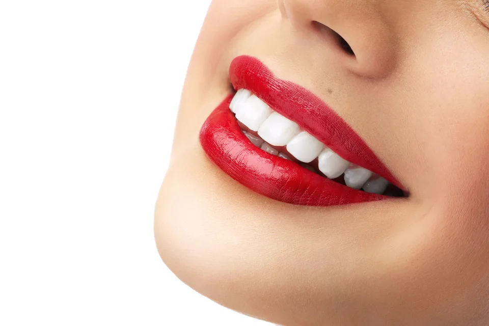 Read more about the article Tajomstvo zdravých zubov odhalené: Dentálna hygienička prezradila, ako udržať zuby dokonale čisté