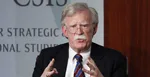 Na archívnej snímke z 30. septembra 2019 vo Washingtone bývalý poradca Bieleho domu pre národnú bezpečnosť John Bolton.