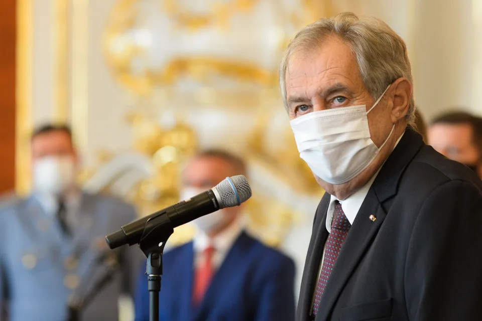 Read more about the article Zemana infikovaného covidom prepustili z nemocnice. Ako vymenuje nového českého premiéra?