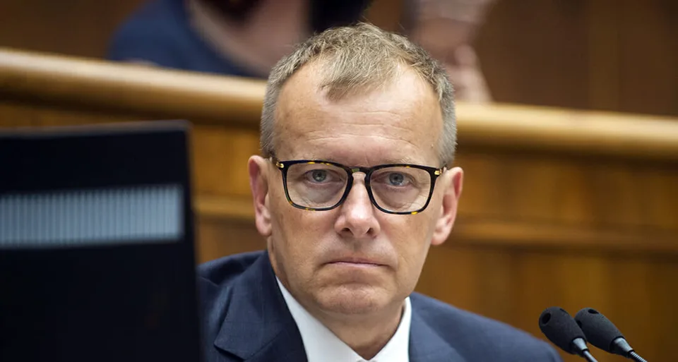 Read more about the article VIDEO Kollár: Ódor by mal merať jedným metrom! Po voľbách tu nastane ZÁKON POMSTY