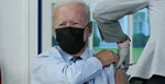 Joe Biden dostáva tretiu dávku