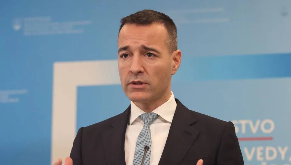 Read more about the article Drucker: Reedukačné centrá v Bystričanoch a Trstíne sa zatvoria