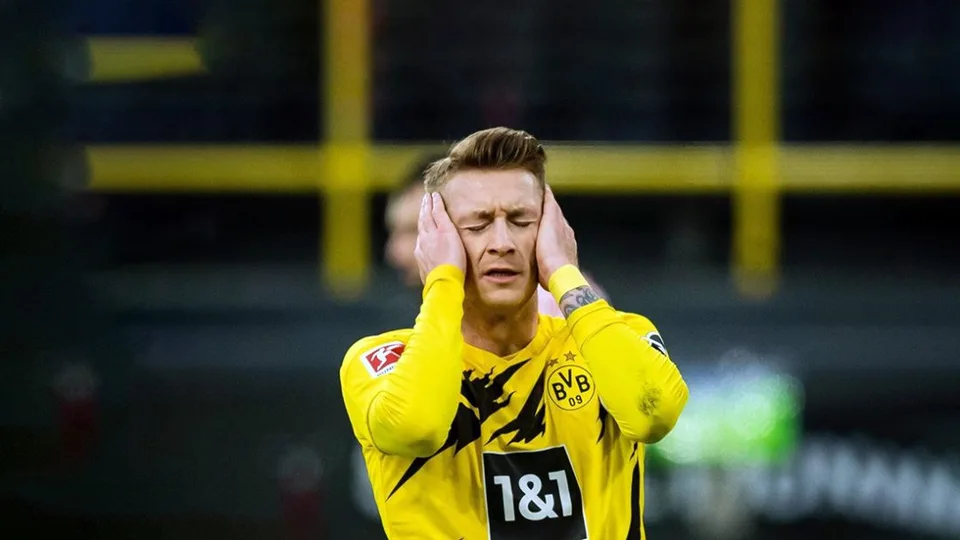 Read more about the article Dortmund pozíciu favorita nepotvrdil, stratil cenné body