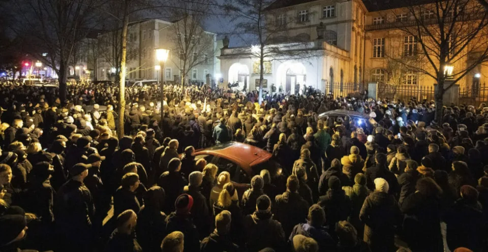 Read more about the article Masívne protesty! Desaťtisíce ľudí v Nemecku demonštrovali za ochranu klímy