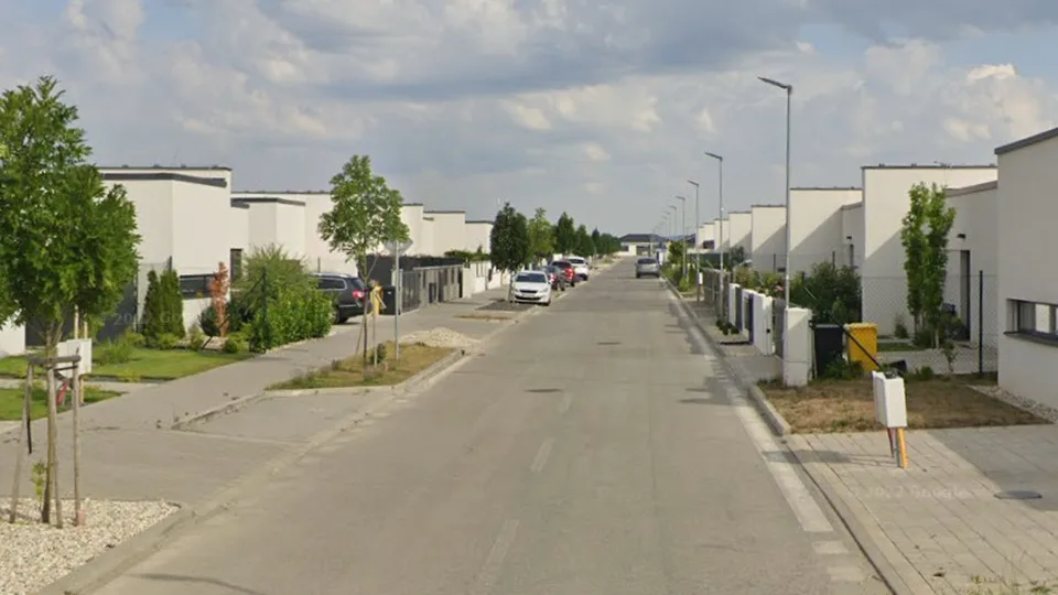 Read more about the article Prečo máme plné cesty?
