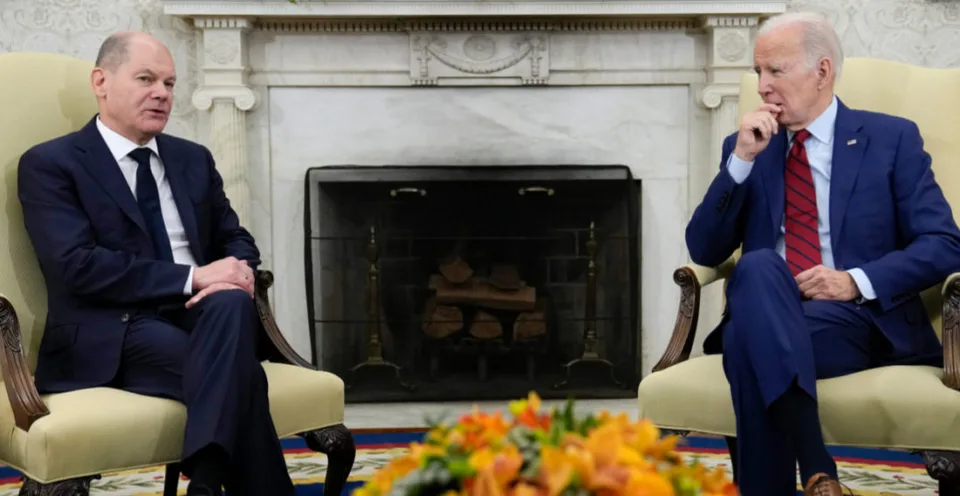 Read more about the article Biden chválil Scholza v Bielom dome: Ukrajincom preukazujete aj morálnu podporu