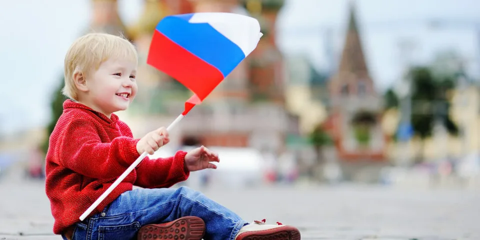 Read more about the article Ruská vakcinačná kampaň: V Moskve rozdali prvých päť aut z očkovacej lotérie