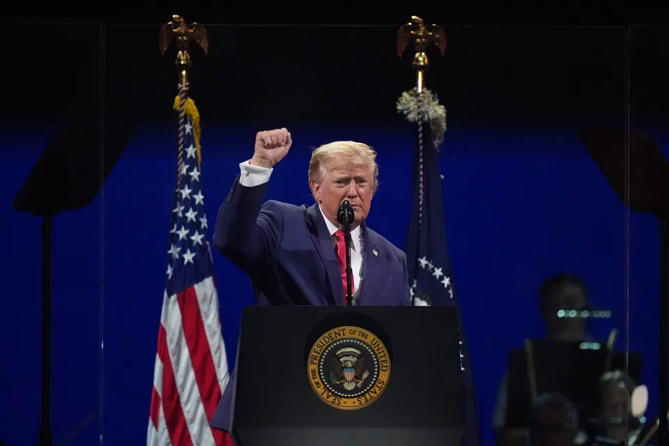 Read more about the article Porazili Irán a sú vrchol civilizácie. Trumpov prejav na oslavách 250. výročia USA bol plný neprávd a šovinizmu
