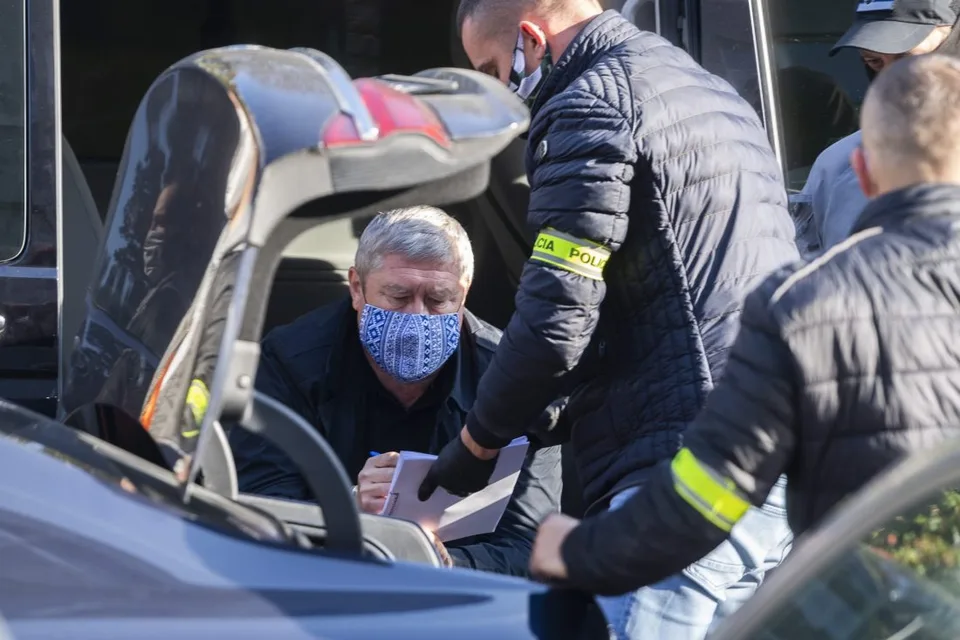 Read more about the article Sudkyňa ŠTS ukončila výsluch obvinených Kováčika a Pakšiho