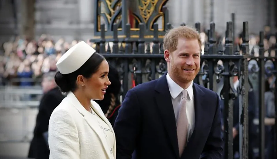 Read more about the article Meghan vyhrala súd s bulvárom. Zverejnenie súkromných listov bolo prehnané!