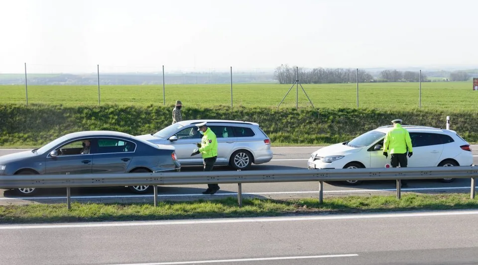 Read more about the article Polícia: Vyzývame občanov, aby do Nitry radšej necestovali!
