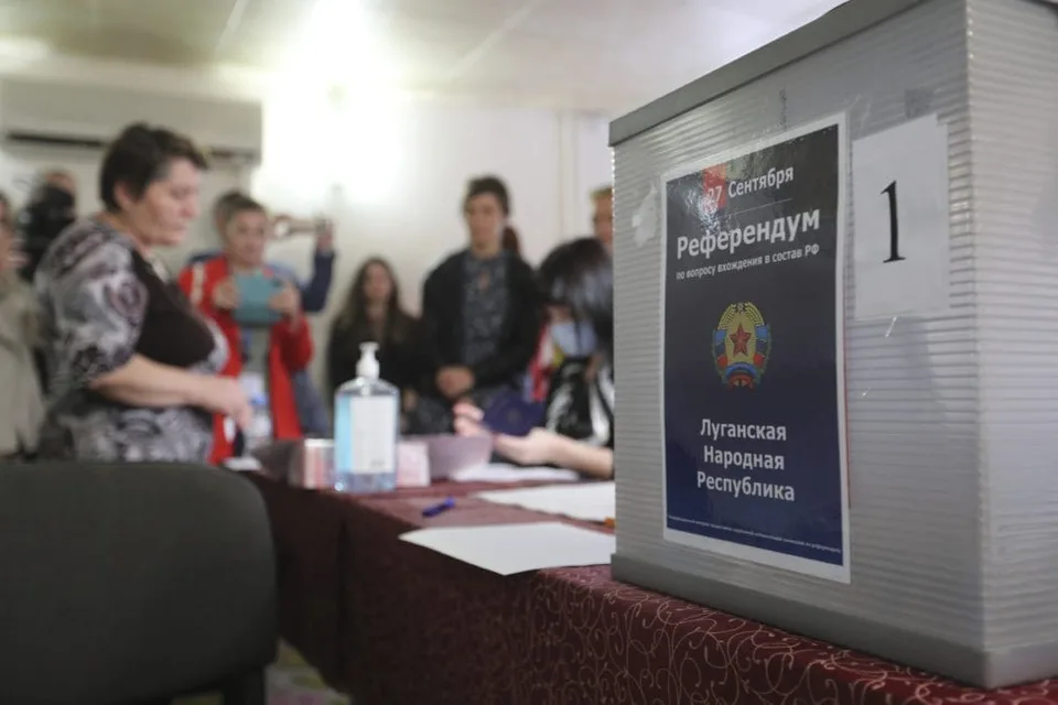 Read more about the article Okupované ukrajinské oblasti sa “slobodne rozhodli.” Oznámilo Rusko