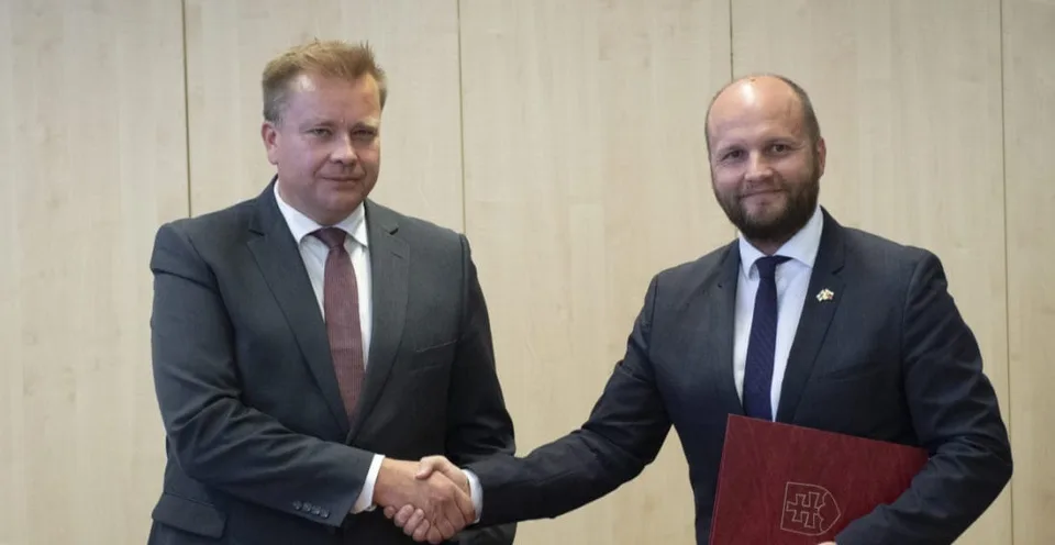 Read more about the article VIDEO Naď zavŕšil MEGAKŠEFT s Fínmi: Nižšiu cenu sa podarilo dohodnúť napriek vysokej inflácii!