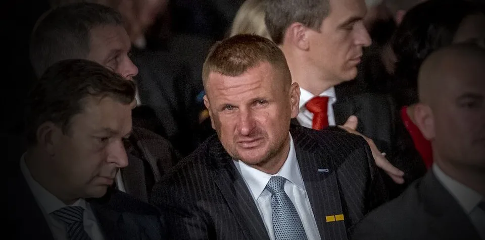 Read more about the article Zakladateľ skrachovanej Arcy Pavol Krúpa: Biznis so sexi herečkou!