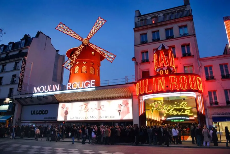 Read more about the article Parížania aj návštevníci mesta sú v šoku: Ďalšia ikonická stavba a lákadlo pre turistov je poškodená