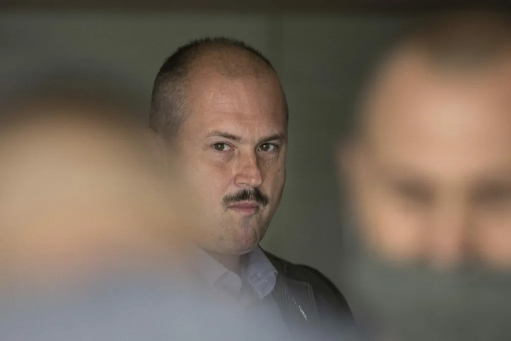 Predseda opozičnej ĽSNS Marian Kotleba.