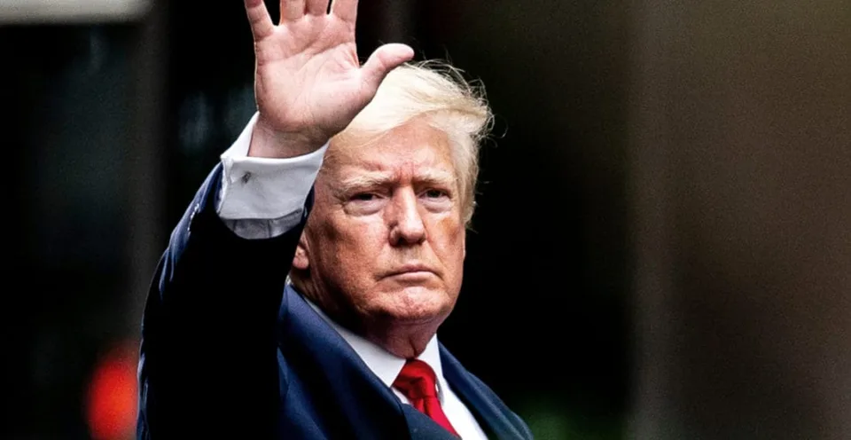 Read more about the article Trump sa totálne vysmial z Bidena aj z elektro mobility. „Ľudia čo to presadzujú, sú na hlavu!“
