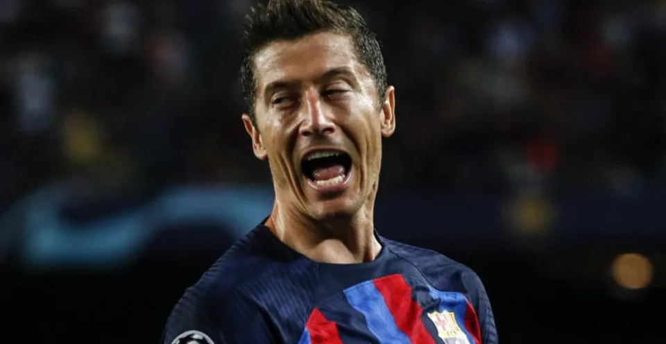Read more about the article Výsledky Ligy majstrov: Neapol naložil Liverpoolu, hetrik Lewandowskeho proti Plzni