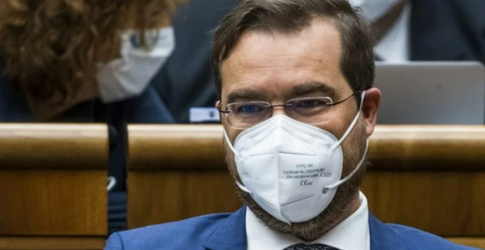 Read more about the article Poisťovne ušetria 60-milionóv? Krajčí: Keby neurobili určité účtovné operácie, vykázali by zisk