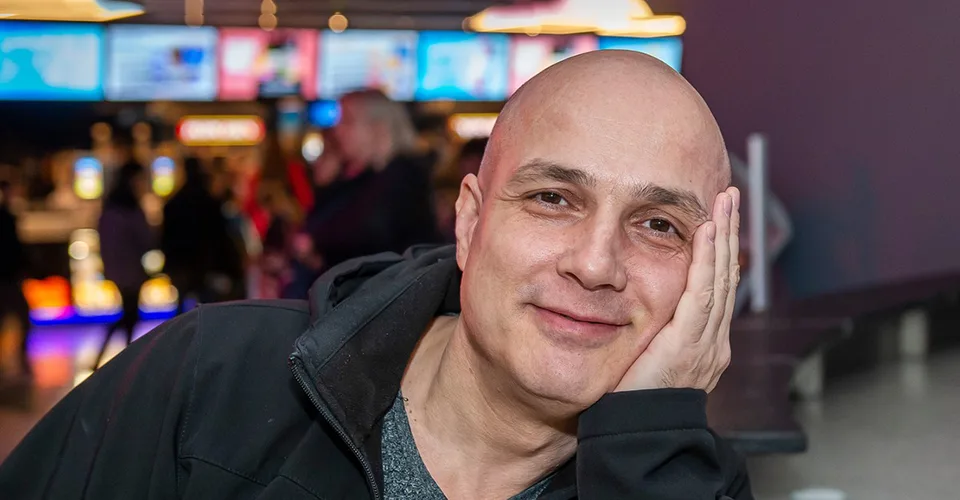 Read more about the article Dušan Cinkota zmenil bydlisko a našiel si ďalšiu prácu. Neuveríte, čím sa živí!