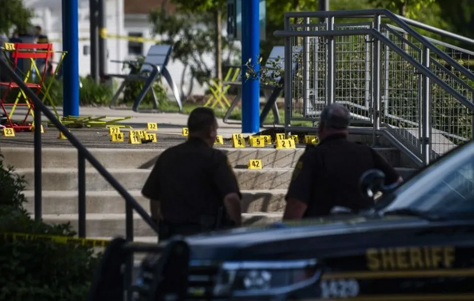 Read more about the article Streľba v aquaparku: Hlásia desať zranených, vrátane detí. Polícia incident označuje ako náhodnú streľbu