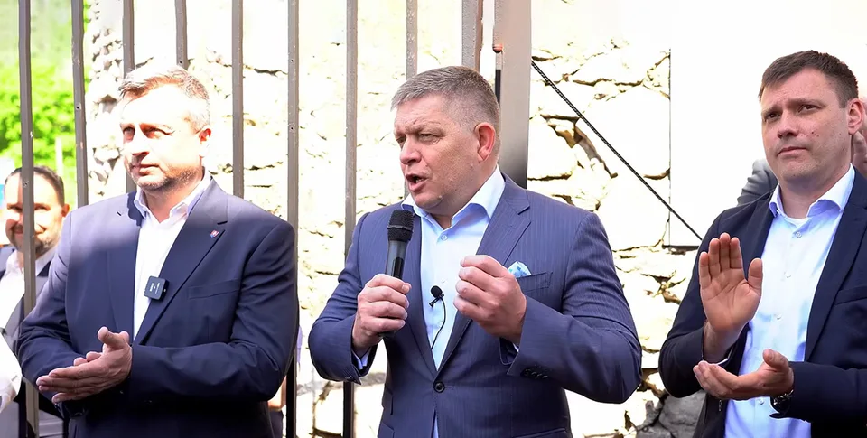 Read more about the article VIDEO Fico z Devína odkázal: Odmietame politiku ustupovania progresívcom. Im sú naše hodnoty a tradície ľahostajné!
